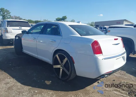 2018 Chrysler 300 Limited из США, поврежденный, VIN 2C3CCAEG9JH291972